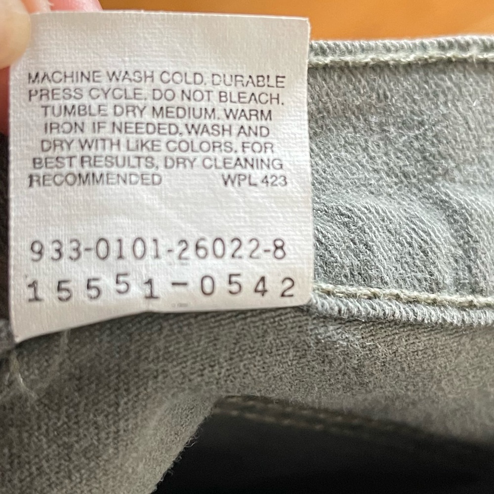 Levi’s Vintage 550 High Waist Jeans - Picture 6 of 8
